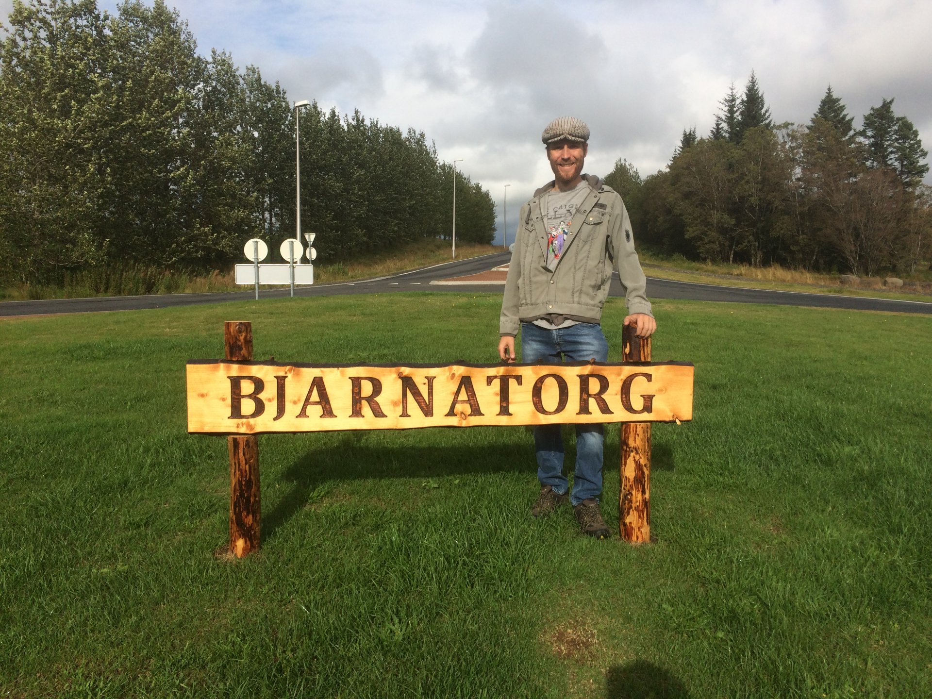 Bjarnatorg og Bjarkartorg