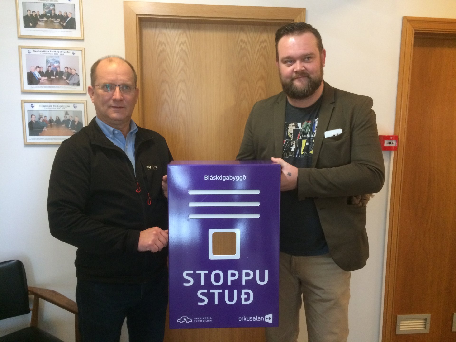 Orkusalan gaf hleðslustöð fyrir rafbíla